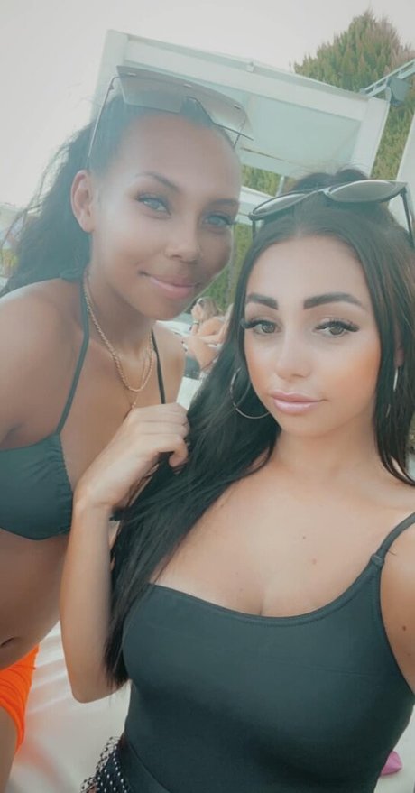 Chloe Reynolds erotische schöne archiv