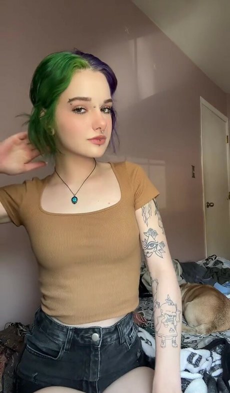 Pissflavoredlemonade kunst pornostar galerie