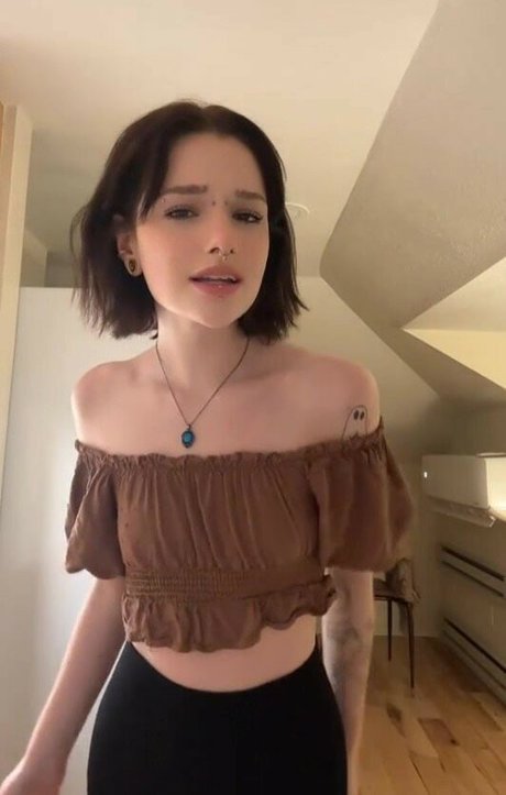 Pissflavoredlemonade pornostar beste bilder