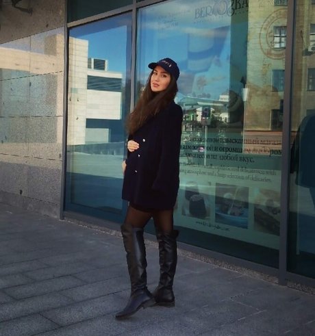 Valeriia Simavonian kostenlose sex bild