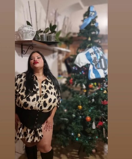 Naty Mari kostenlose nackt fotos