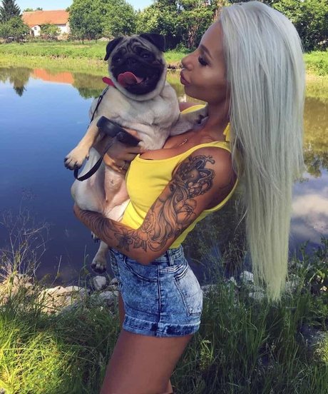 Nikola ihova nacktheit porno archiv