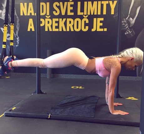 Nikola ihova exklusive porno archiv