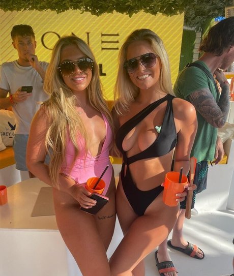 Chloe Burns schöne nacktheit bild