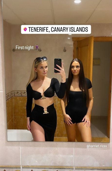 Chloe Burns kunst nackte bilder