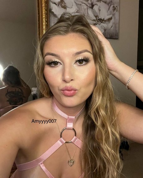Amyyyy007 pornostar schöne bilder