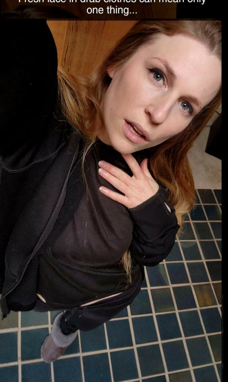 Xev Bellringer xxx beste fotos