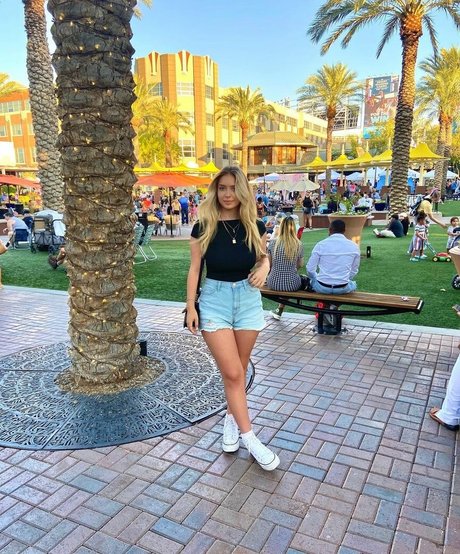 Caitlin Betterly freie schöne bild