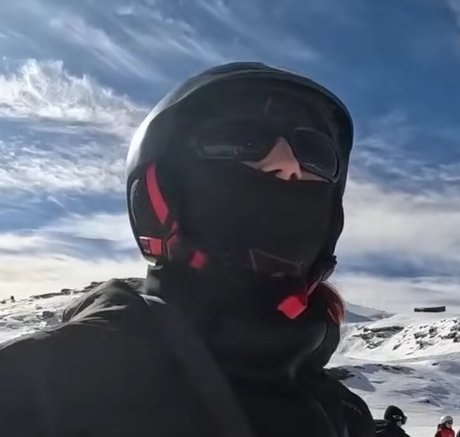 TwoWheelsAndAPonytail hd pornographische fotos