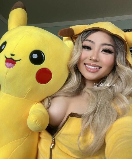 Le3nabae model pornographische fotos