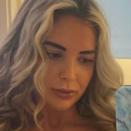 Camilla Ainsworth top schöne galerie