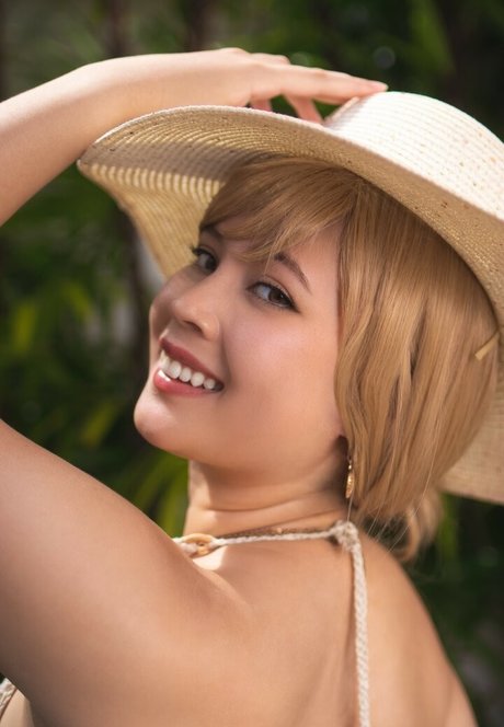 Virtual Geisha schauspielerin sexy foto