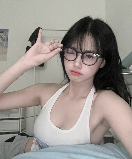 yourpeaches erwachsene pornographische bilder