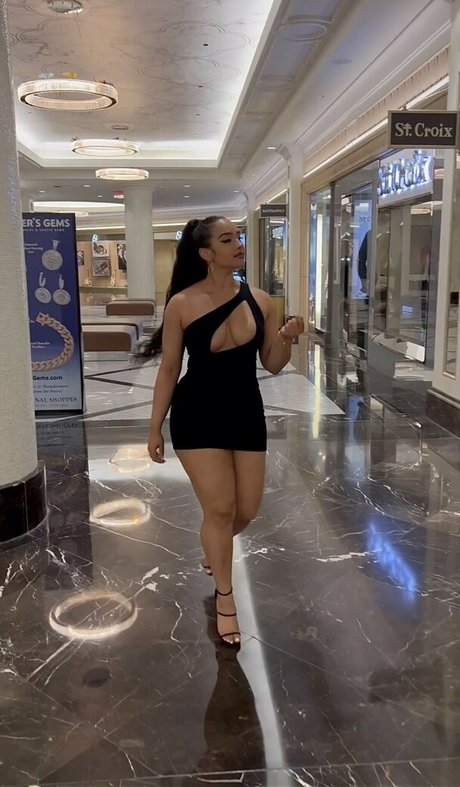 Demetria Obilor kostenlose sexy galerien