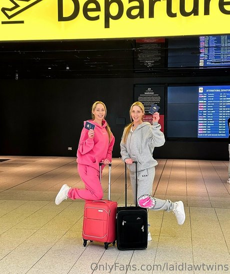 Laidlawtwins nacktheit porno galerien