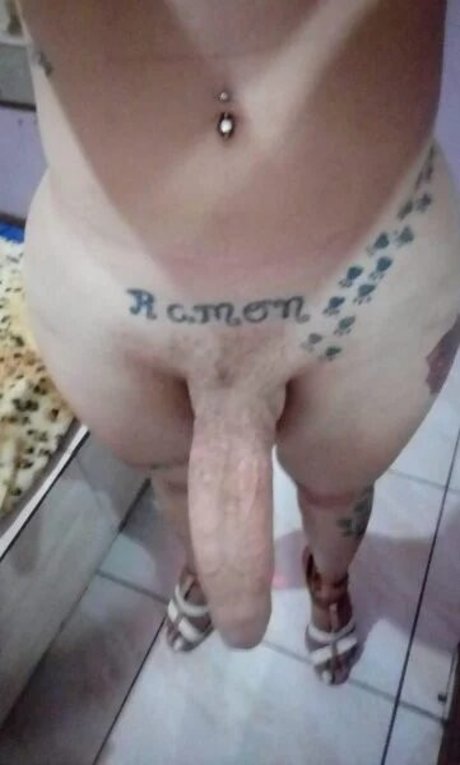 Laiza Lavier nette pornostar bild