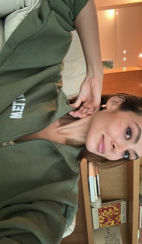 Emily Oberg kostenlose erwachsene archiv