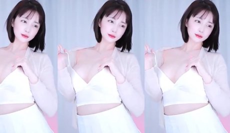 BJ Vvvv1212 erotische nackt foto