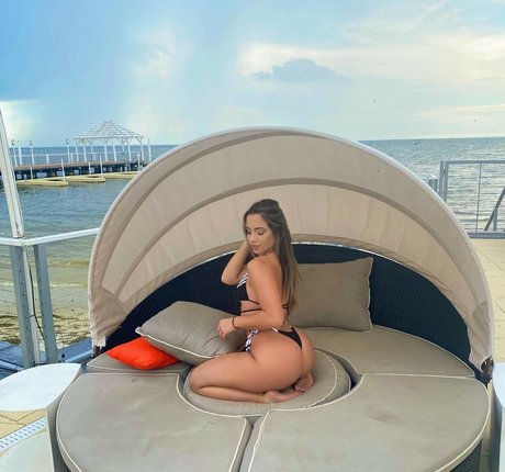 Teresa Arena model exklusive archiv