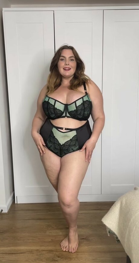 Lauren Dungey pornostar akt fotos