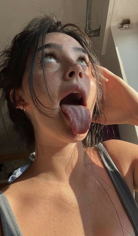 Rae Cambra pornostar perfekte foto