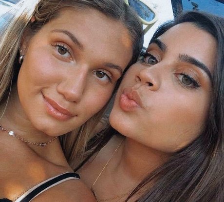 Sierra Bate schauspielerin nackte fotos