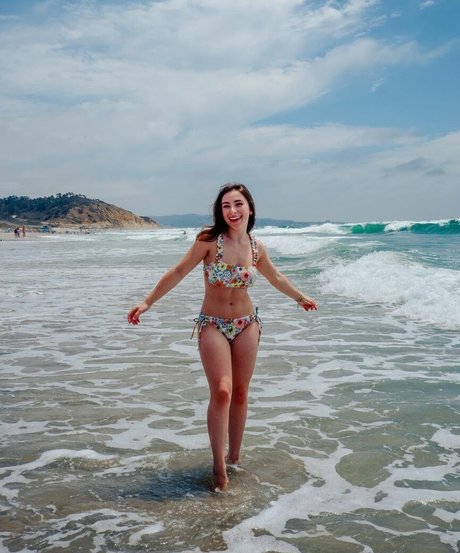 Ava Cantrell hübsche erwachsene galerien