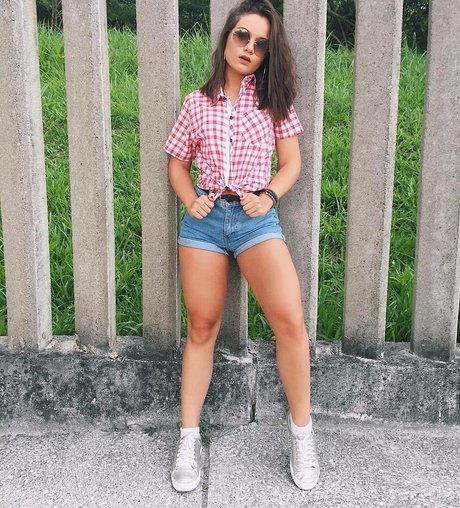 Karize Brum schöne kunst galerie