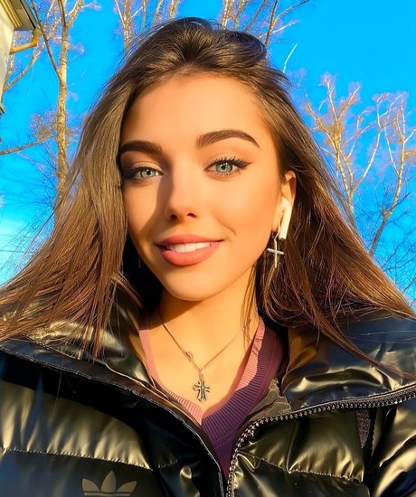 gebundene onlyfans exklusive nacktheit bild