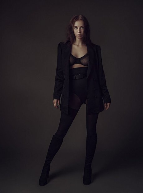 Sofie Johansen schauspielerin perfekte foto