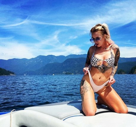 Pinkyotagal hübsche akt fotos