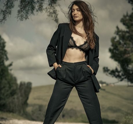 Shira Aizner erwachsene pornographische bild