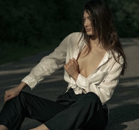 Shira Aizner hübsche akt galerie