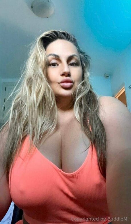 baddiemi nackten galerie