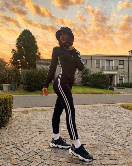 La Chilena sexy porno foto