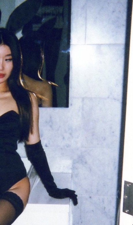 Mari Bambei_ heiße sex bild