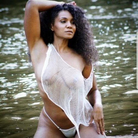 Tiara Harris kunst pornostar fotos