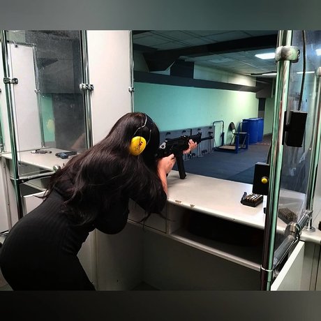 Elena Savchenko erwachsene sex bild