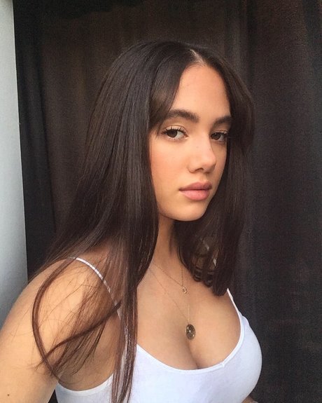 Saoirse Alicia Behzadi_ porno akt galerie