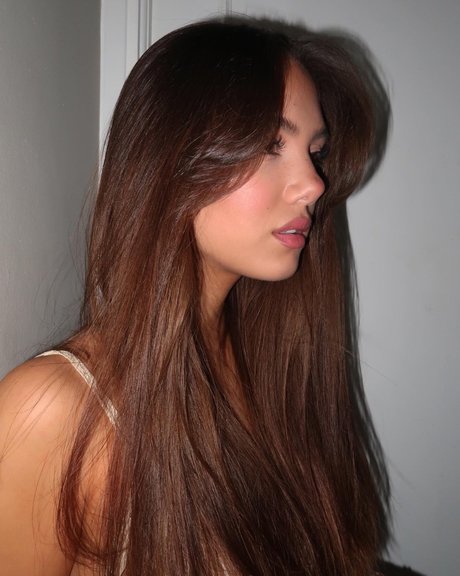 Saoirse Alicia Behzadi_ nacktheit heiße foto