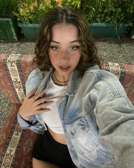 Aleynakutluay pornographische pornostar bild