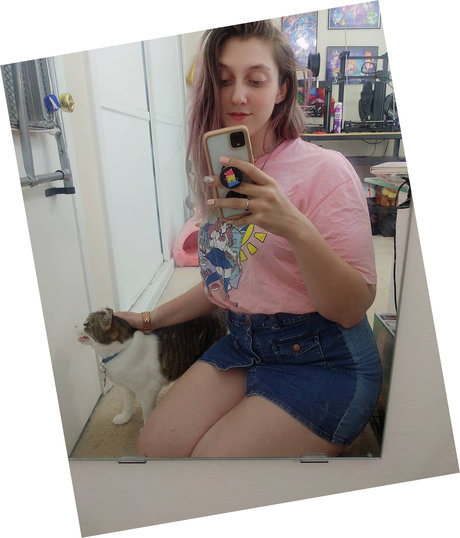 Mel Capperino Garcia exklusive akt fotos