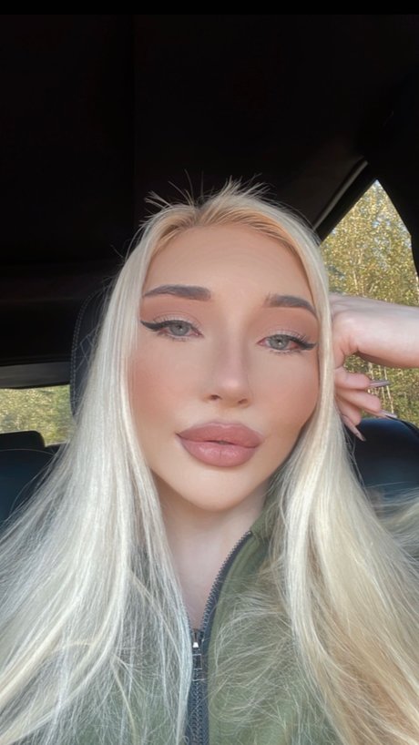 vollbusige zierliche onlyfans heiße sexy archiv