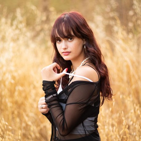 Linoy Tavore nackt pornografische bild