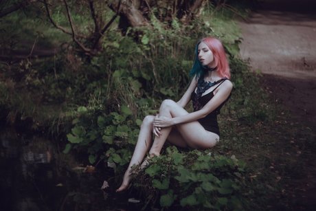 Eliza Satu schauspielerin nackt foto