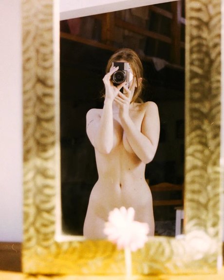 Alessandra Laiola hübsche erotische galerien