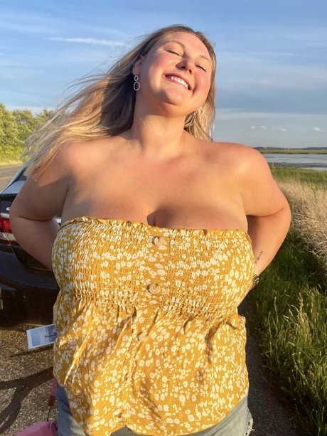 Emma Burzynski_ sexy xxx foto