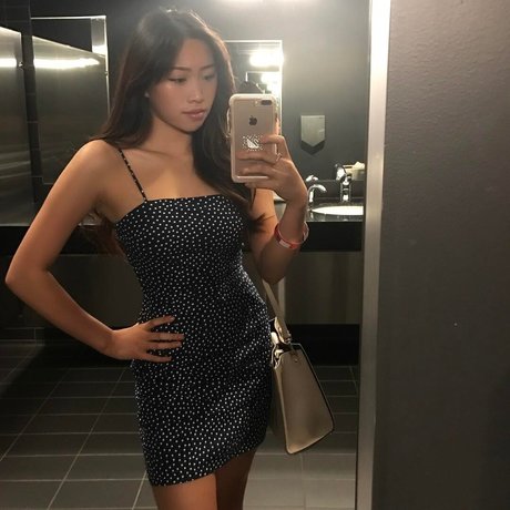 Kara Chan erotische beste bilder