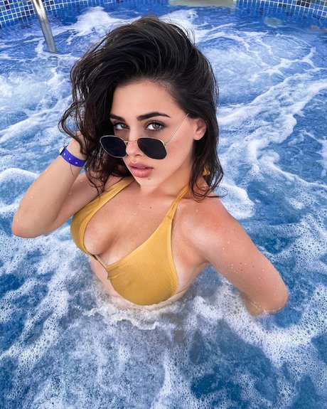 Lera Golovan erotische nacktheit bild