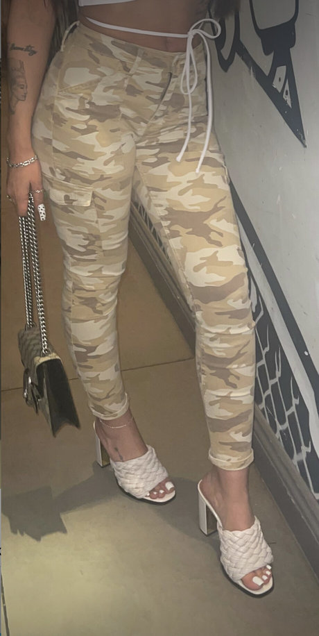 Payvand Mesbah porno nette bild